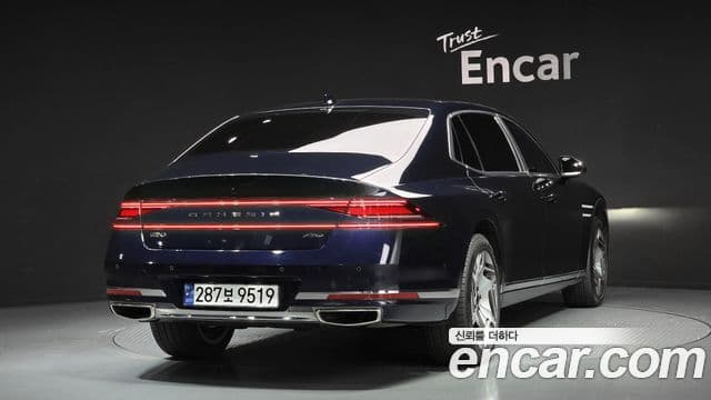 Genesis G90 2023 — ფოტო 2/20