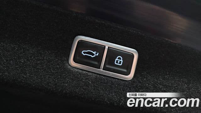 Genesis G90 2023 — ფოტო 18/20