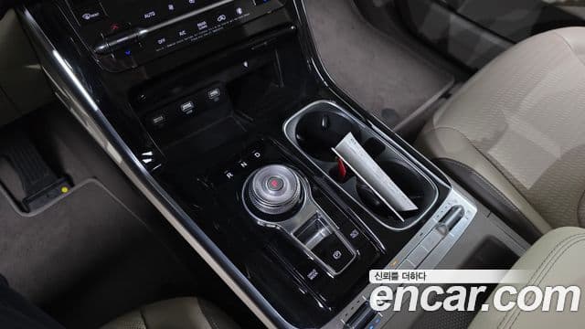 Kia Carnival 2021 — Фото 9/20
