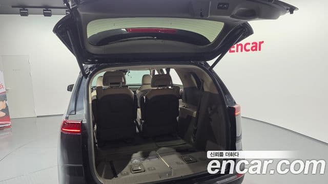 Kia Carnival 2021 — Фото 20/20