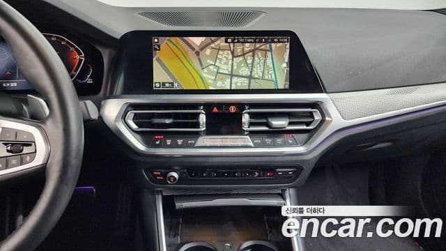 BMW 3 Series 2021 — ფოტო 14/20