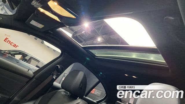 BMW 3 Series 2021 — ფოტო 19/20