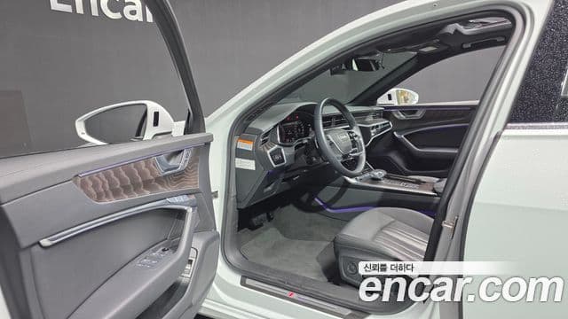 Audi A6 2022 — Şəkil 13/20