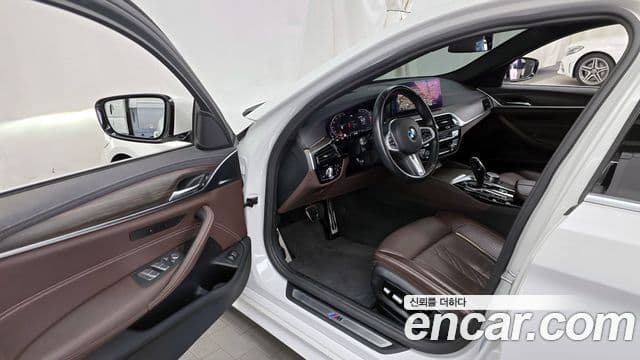 BMW 5 Series 2020 — Şəkil 10/20