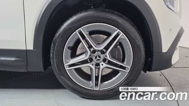 Mercedes-Benz GLB-Class 2020 — ფოტო 5/20