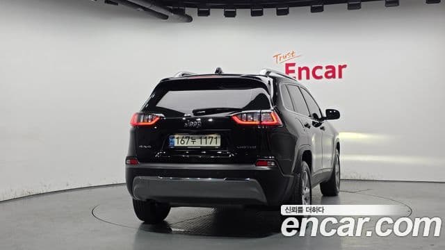 Jeep Cherokee 2021 — Şəkil 4/20