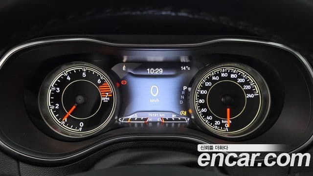 Jeep Cherokee 2021 — Şəkil 8/20