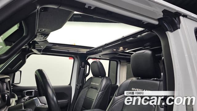 Jeep Wrangler 2021 — Şəkil 19/20