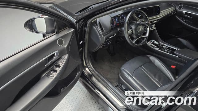 Hyundai Sonata 2021 — Фото 10/20