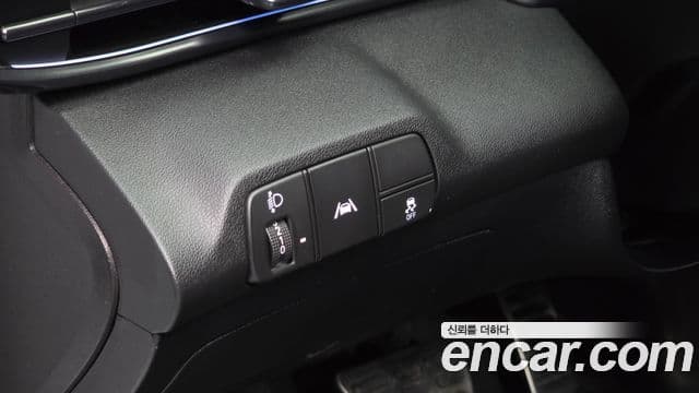 Hyundai Avante 2021 — ფოტო 16/20