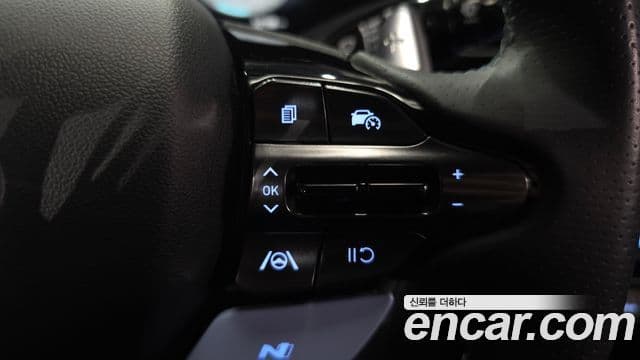 Hyundai Avante 2021 — ფოტო 19/20