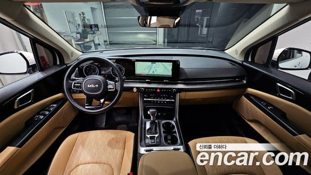 Kia Carnival 2023 — Şəkil 10/20