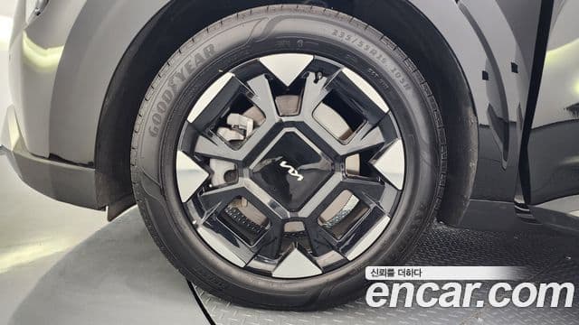 Kia Carnival 2024 — ფოტო 5/20