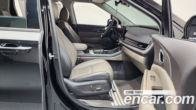 Kia Carnival 2024 — ფოტო 11/20