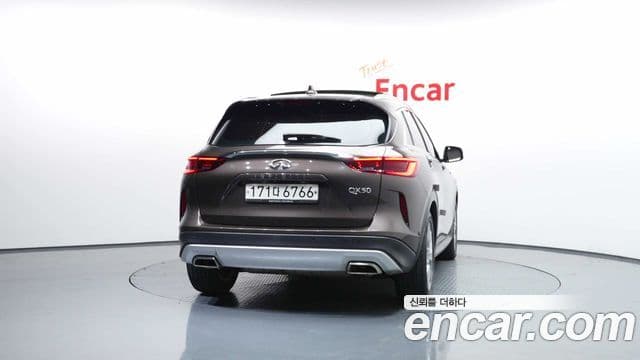 Infiniti QX50 2019 — Şəkil 17/20