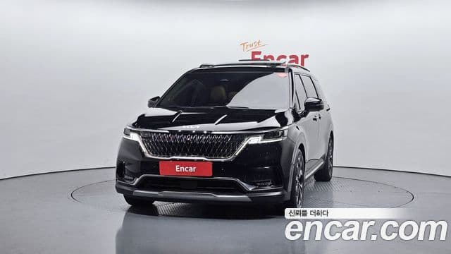 Kia Carnival 2022 — ფოტო 3/20