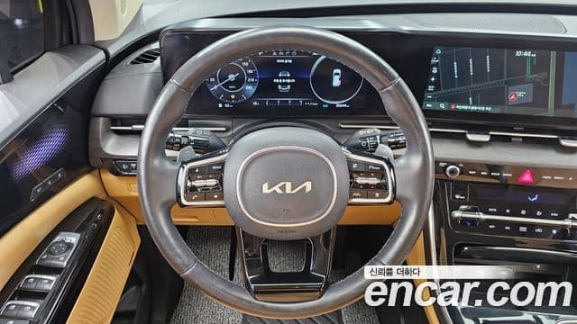 Kia Carnival 2022 — ფოტო 13/20