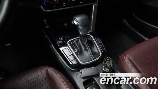 Kia Seltos 2020 — ფოტო 9/20