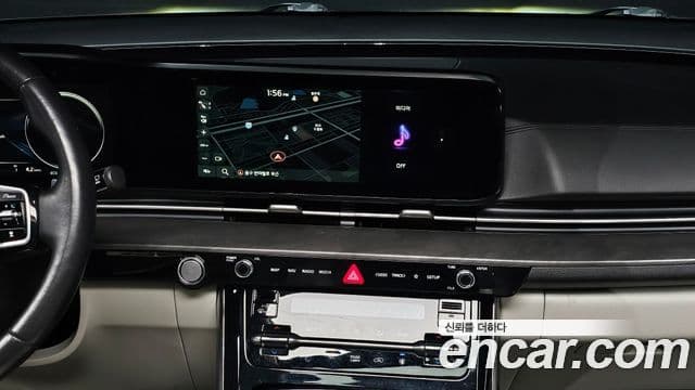 Kia Carnival 2021 — ფოტო 14/20