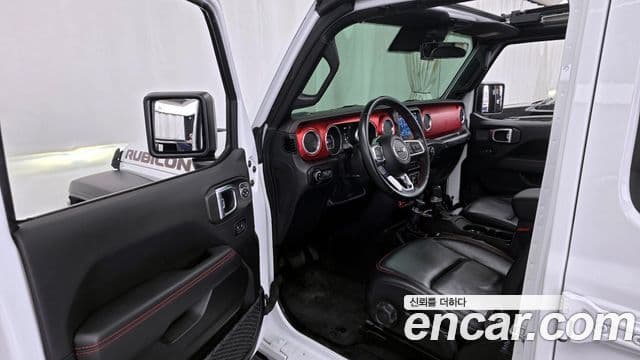 Jeep Wrangler 2021 — Şəkil 10/20