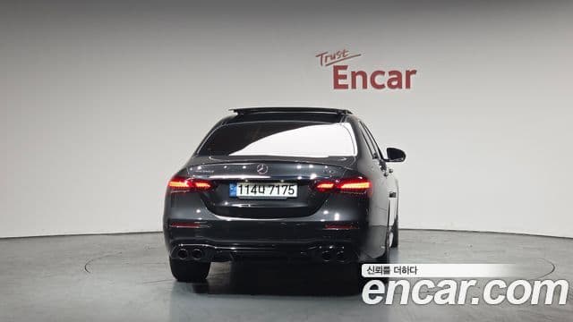 Mercedes-Benz E-Class 2023 — Şəkil 4/20