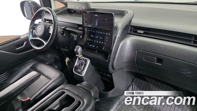 Hyundai Staria 2021 — ფოტო 12/20
