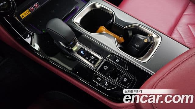 Lexus NX350h 2024 — Şəkil 9/20