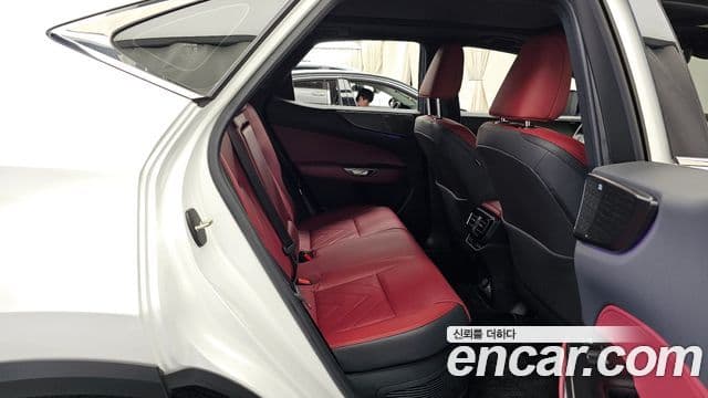 Lexus NX350h 2024 — Şəkil 12/20