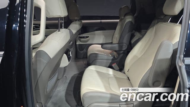 Kia Carnival 2021 — Şəkil 12/20