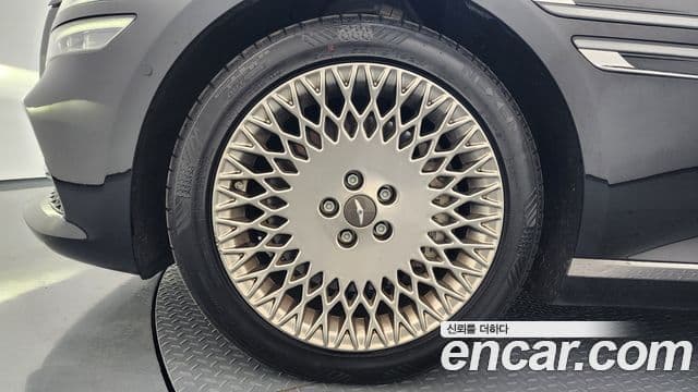Genesis G80 2020 — ფოტო 5/20