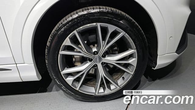 Audi Q7 2020 — Şəkil 5/20