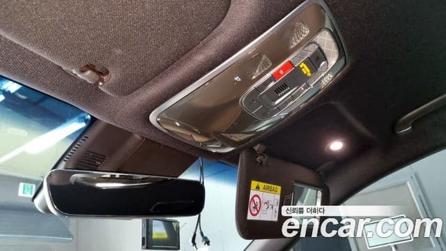 Genesis Electrified G80 2022 — Şəkil 14/18