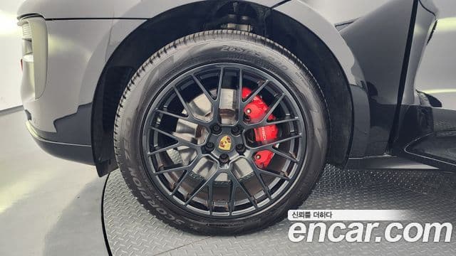 Porsche Macan 2021 — Şəkil 5/20
