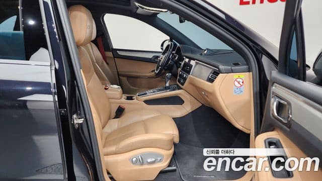 Porsche Macan 2021 — Şəkil 11/20