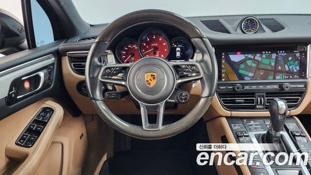 Porsche Macan 2021 — Şəkil 13/20
