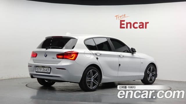 BMW 1 Series 2018 — Şəkil 2/20