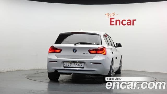 BMW 1 Series 2018 — Şəkil 4/20