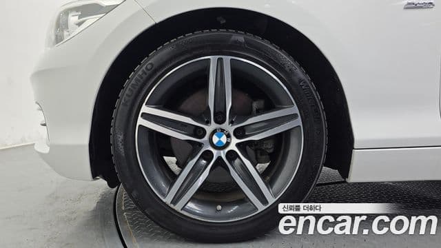 BMW 1 Series 2018 — Şəkil 5/20
