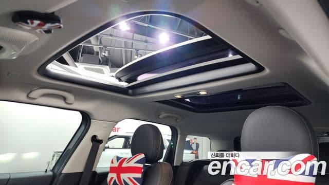 Mini Cooper Countryman 2022 — Şəkil 19/20