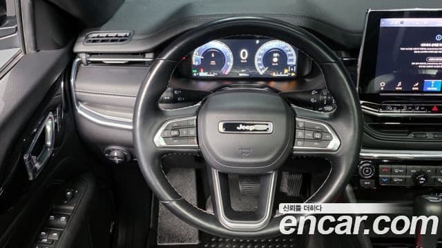 Jeep Compass 2022 — Şəkil 13/20