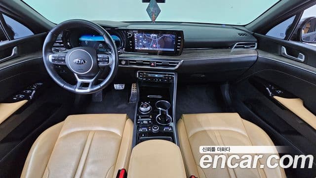 Kia K5 2020 — ფოტო 7/20