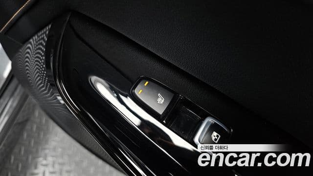 Kia K5 2020 — ფოტო 18/20