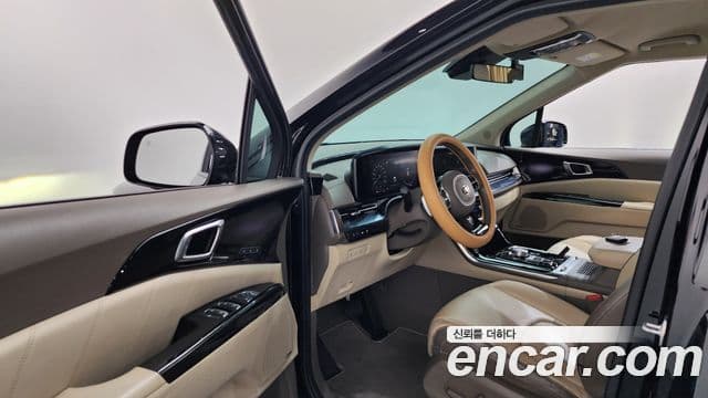 Kia Carnival 2021 — Фото 10/20