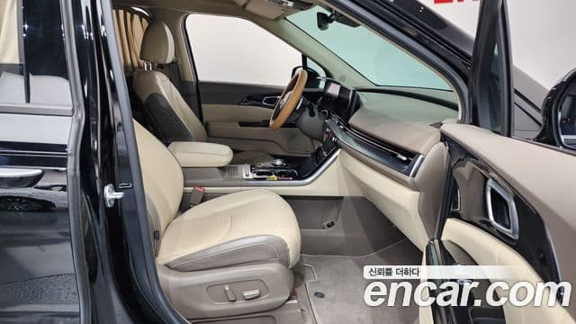 Kia Carnival 2021 — Фото 11/20