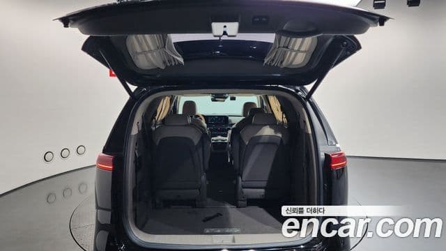 Kia Carnival 2021 — Фото 20/20