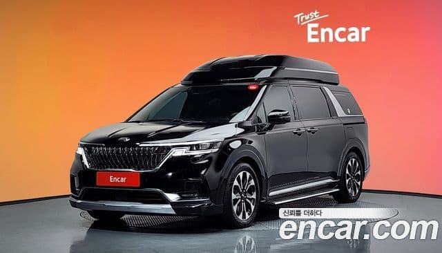 Kia Carnival 2021 — Фото 1/20