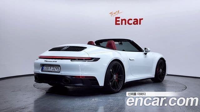 Porsche 911 2022 — Şəkil 1/20