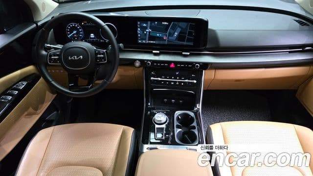 Kia Carnival 2022 — ფოტო 9/20
