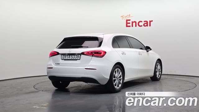 Mercedes-Benz A-Class 2020 — Фото 2/20