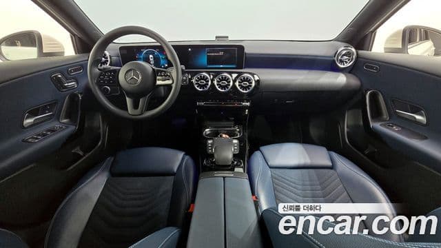 Mercedes-Benz A-Class 2020 — Фото 7/20